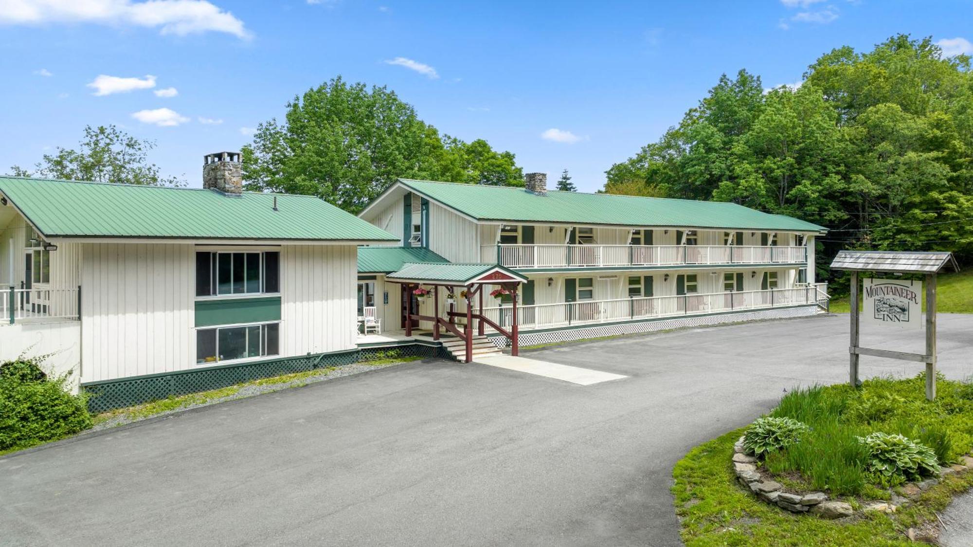 Mountaineer Inn West Dover Exterior foto